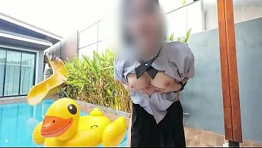 หนังโป๊ไทย เย็ดกะหรี่ทรงซ้อ ริมสระ Pool Villa xxx แม่งโคตรน่าเย็ดเลย โดนควยเสี่ยแทงหีเข้ามิดด้ามร้องลั่น
